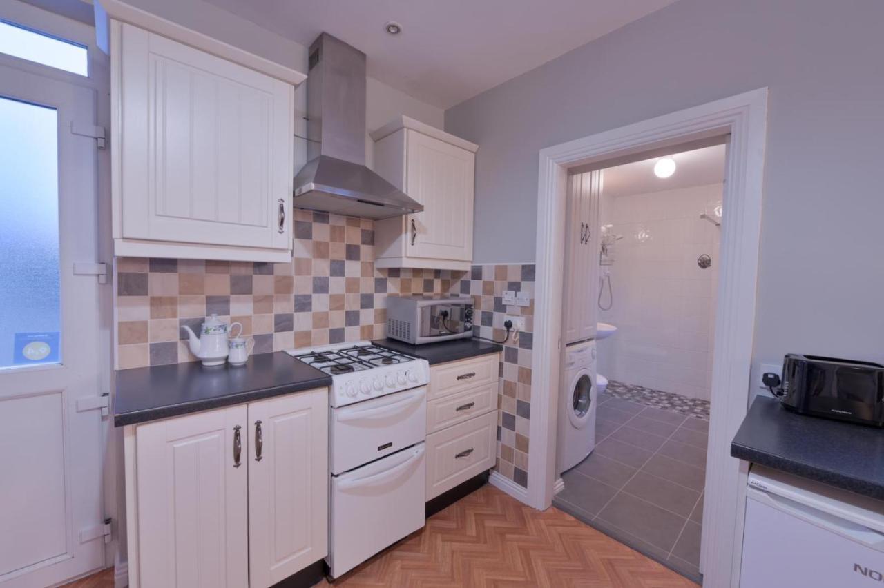 Ocean Breeze Apartment ラヒンチ エクステリア 写真